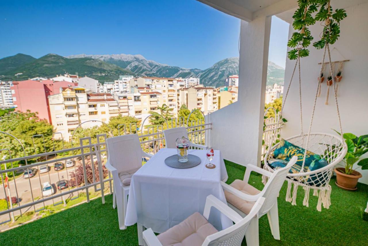 City Center De Lux Apartment Bar Bagian luar foto