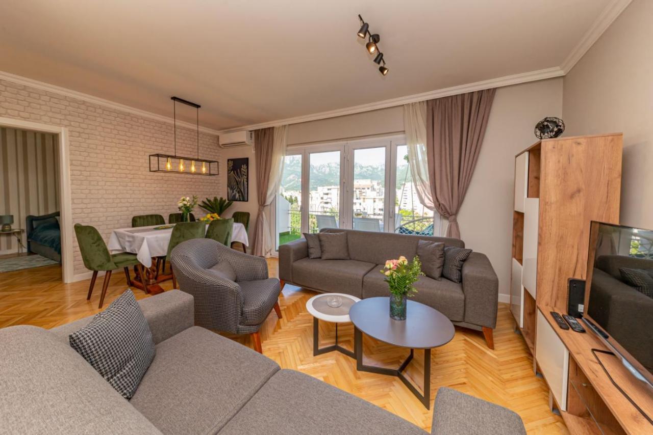 City Center De Lux Apartment Bar Bagian luar foto