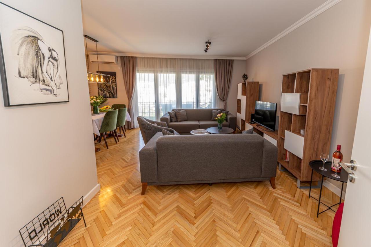 City Center De Lux Apartment Bar Bagian luar foto